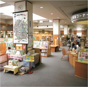 春日市民図書館