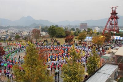 炭坑節総踊りの情景