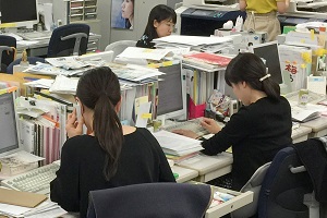 西日本リビング新聞社